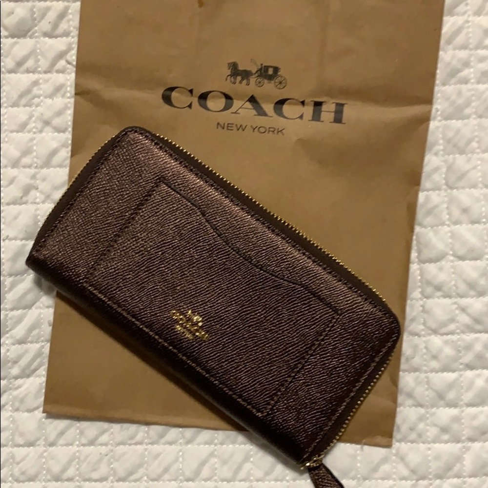 NEW Coach cross grain accordion zip wallet bronze